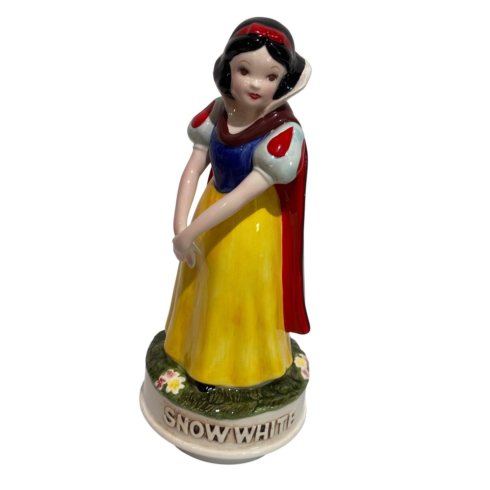 Vintage Schmid Disney Snow White Musical Figurine Rotating Ceramic 9" Collector